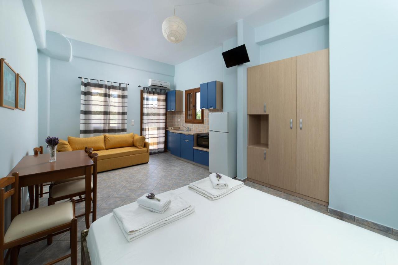 Spertos Apartments Ormos  Exterior photo